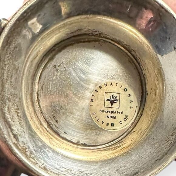 VINTAGE INTERNATIONAL SILVER CO. Silver-Plated Tankard Mug – Made in India - Picture 5 of 5